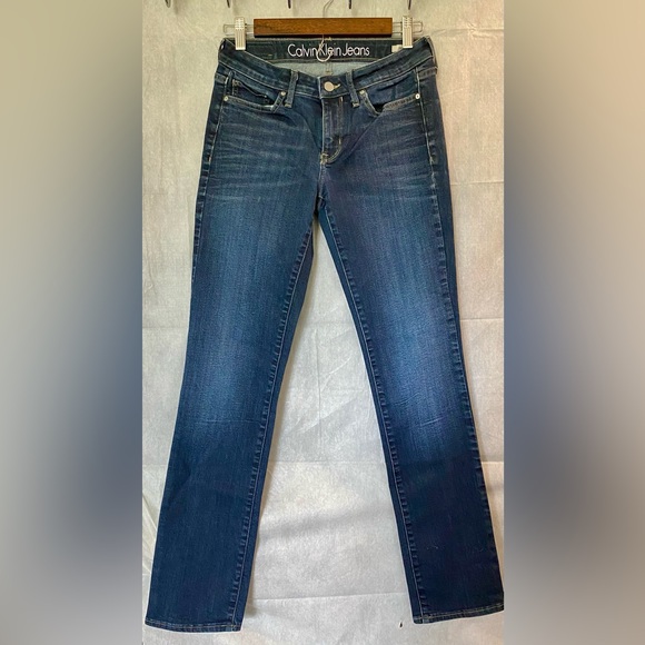 Calvin Klein Size 4 Jeans - Picture 1 of 3